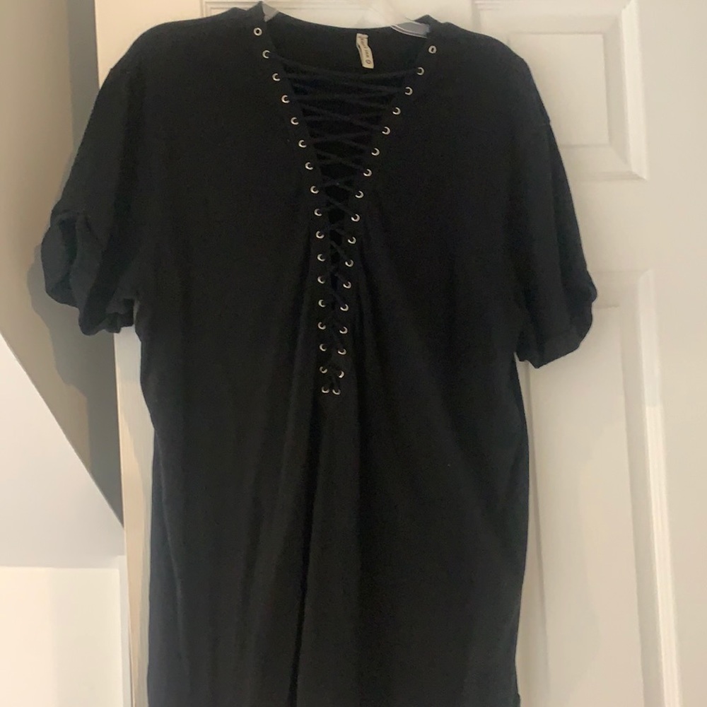 LF lace up oversized tee